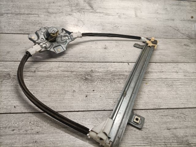 bontott RENAULT SCÉNIC I Bal hátsó Ablakemelő Szerkezet (Mechanikus)