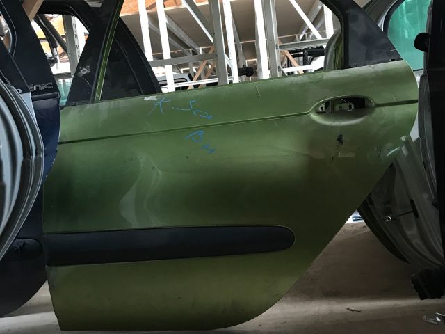 bontott RENAULT SCÉNIC I Bal hátsó Ajtó (Üres lemez)
