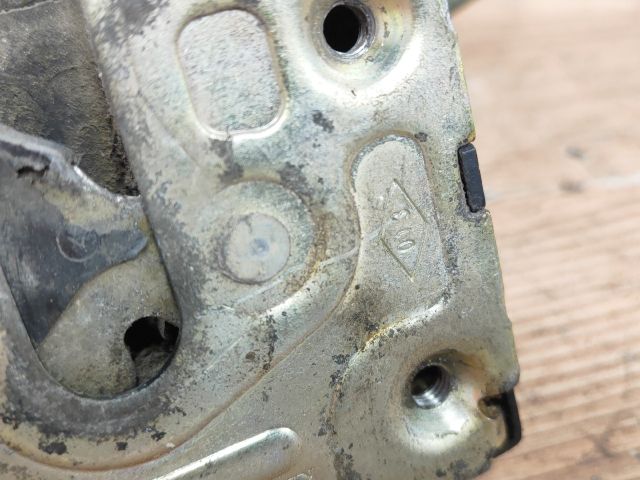 bontott RENAULT SCÉNIC I Bal hátsó Ajtózár