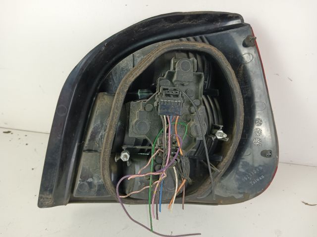 bontott RENAULT SCÉNIC I Bal Hátsó Lámpa