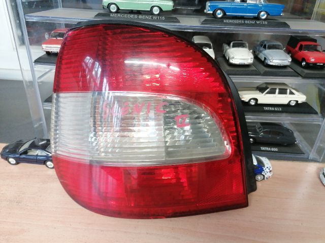 bontott RENAULT SCÉNIC I Bal Hátsó Lámpa