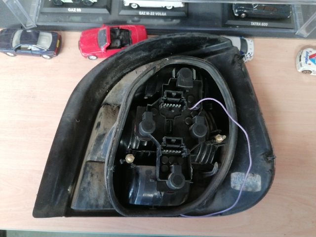 bontott RENAULT SCÉNIC I Bal Hátsó Lámpa