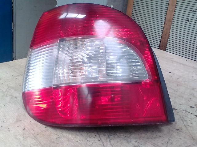 bontott RENAULT SCÉNIC I Bal Hátsó Lámpa