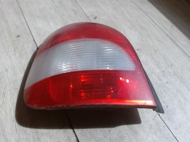 bontott RENAULT SCÉNIC I Bal Hátsó Lámpa