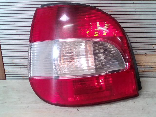 bontott RENAULT SCÉNIC I Bal Hátsó Lámpa