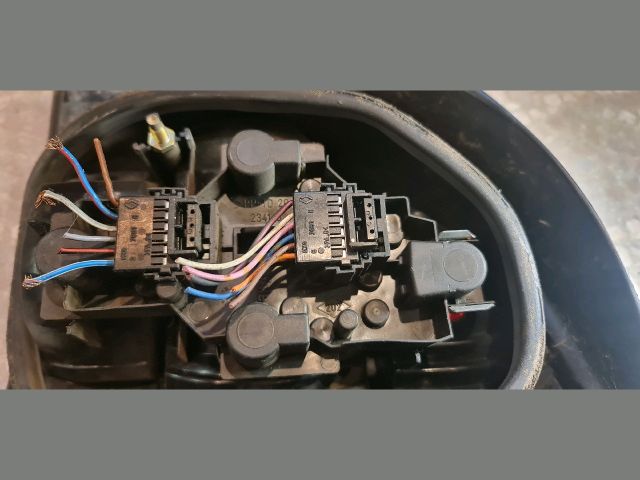 bontott RENAULT SCÉNIC I Bal Hátsó Lámpa