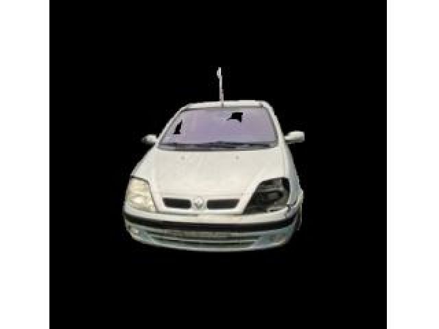 bontott RENAULT SCÉNIC I Bal hátsó Lökhárító Tartó (Műanyag)