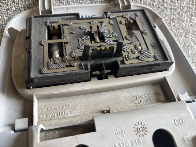 bontott RENAULT SCÉNIC I Beltér Világítás Első