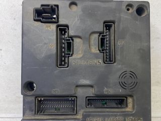 bontott RENAULT SCÉNIC I Biztosítéktábla Doboz