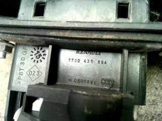 bontott RENAULT SCÉNIC I Csomagtérajtó Kilincs