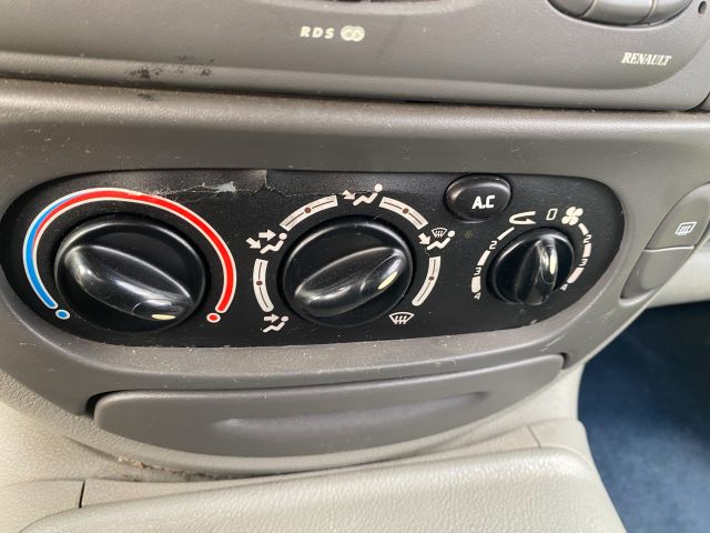 bontott RENAULT SCÉNIC I Csomagtérajtó (Üres lemez)