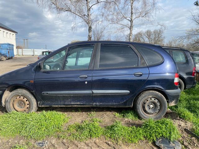 bontott RENAULT SCÉNIC I Csomagtérajtó (Üres lemez)
