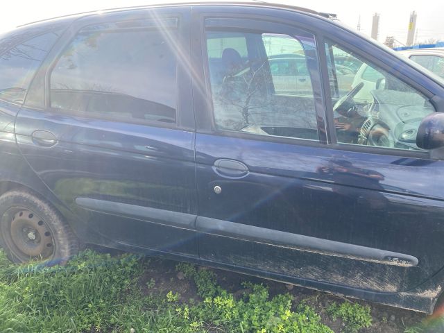 bontott RENAULT SCÉNIC I Csomagtérajtó (Üres lemez)