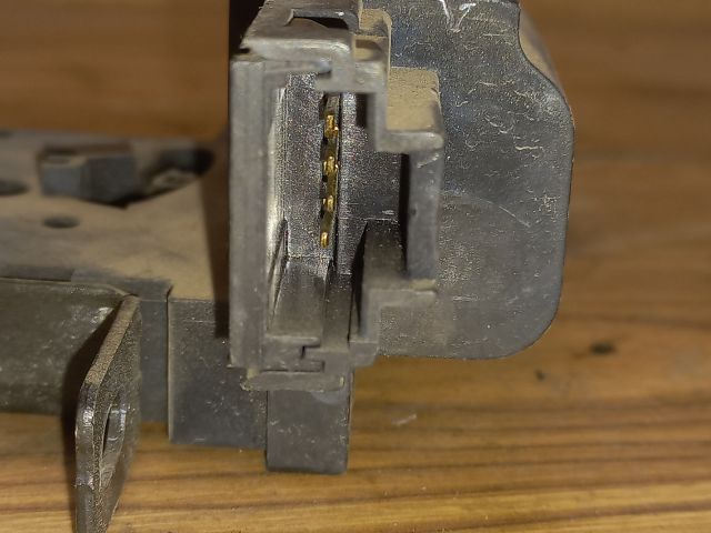 bontott RENAULT SCÉNIC I Csomagtérajtó Zárszerkezet