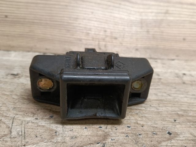 bontott RENAULT SCÉNIC I Csomagtérajtó Zárszerkezet