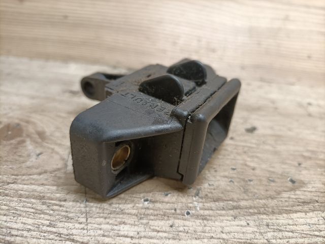 bontott RENAULT SCÉNIC I Csomagtérajtó Zárszerkezet