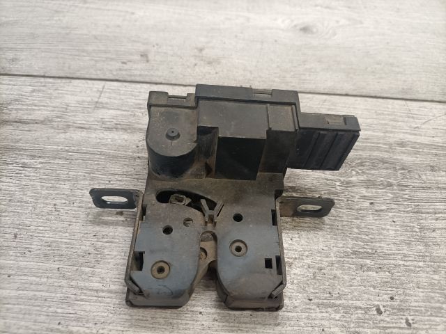 bontott RENAULT SCÉNIC I Csomagtérajtó Zárszerkezet