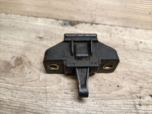 bontott RENAULT SCÉNIC I Csomagtérajtó Zárszerkezet