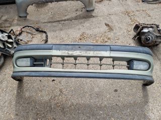 bontott RENAULT SCÉNIC I Első Lökhárító (Részeivel)