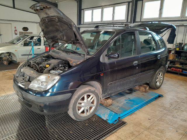 bontott RENAULT SCÉNIC I Első Lökhárító (Üresen)