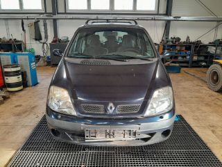 bontott RENAULT SCÉNIC I Első Lökhárító (Üresen)