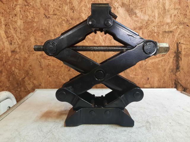 bontott RENAULT SCÉNIC I Emelő