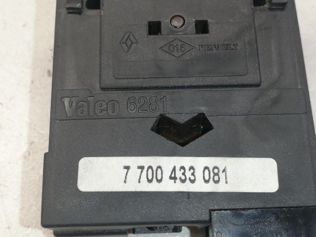 bontott RENAULT SCÉNIC I Fényszórómagasság Állító Kapcsoló