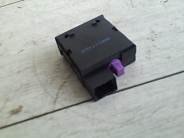 bontott RENAULT SCÉNIC I Fényszórómagasság Állító Kapcsoló