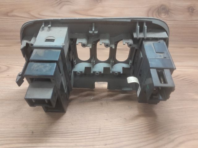 bontott RENAULT SCÉNIC I Fényszórómagasság Állító Kapcsoló