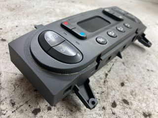 bontott RENAULT SCÉNIC I Fűtéskapcsoló (digit klímás)