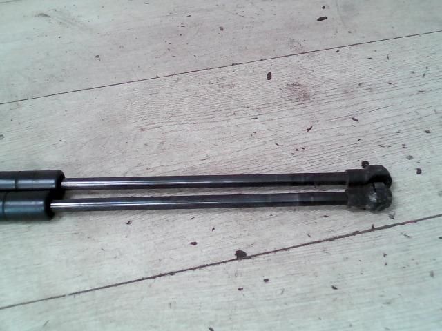 bontott RENAULT SCÉNIC I Gázrugós Kitámasztó Teleszkóp Csomagtérajtó (Pozíciófüggetlen)