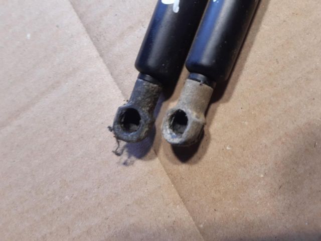 bontott RENAULT SCÉNIC I Gázrugós Kitámasztó Teleszkóp Pár Csomagtérajtó