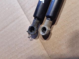 bontott RENAULT SCÉNIC I Gázrugós Kitámasztó Teleszkóp Pár Csomagtérajtó