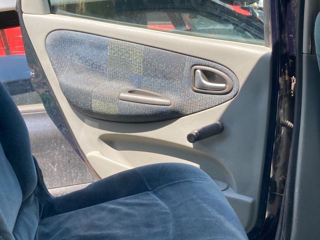 bontott RENAULT SCÉNIC I Hátsó középső Biztonsági Öv