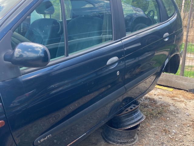 bontott RENAULT SCÉNIC I Hűtőrács