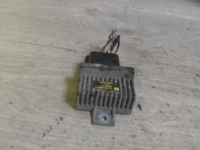 bontott RENAULT SCÉNIC I Izzító Relé