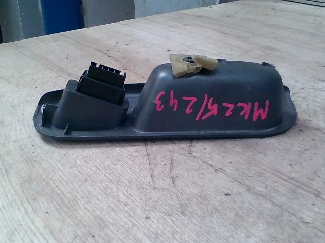 bontott RENAULT SCÉNIC I Jobb első Ablakemelő Kapcsoló