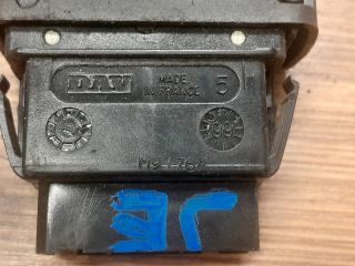 bontott RENAULT SCÉNIC I Jobb első Ablakemelő Kapcsoló