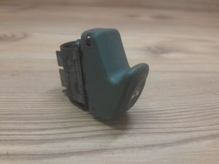 bontott RENAULT SCÉNIC I Jobb első Ablakemelő Kapcsoló