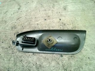 bontott RENAULT SCÉNIC I Jobb első Ablakemelő Kapcsoló