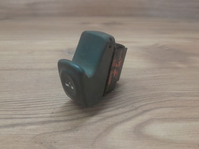 bontott RENAULT SCÉNIC I Jobb első Ablakemelő Kapcsoló