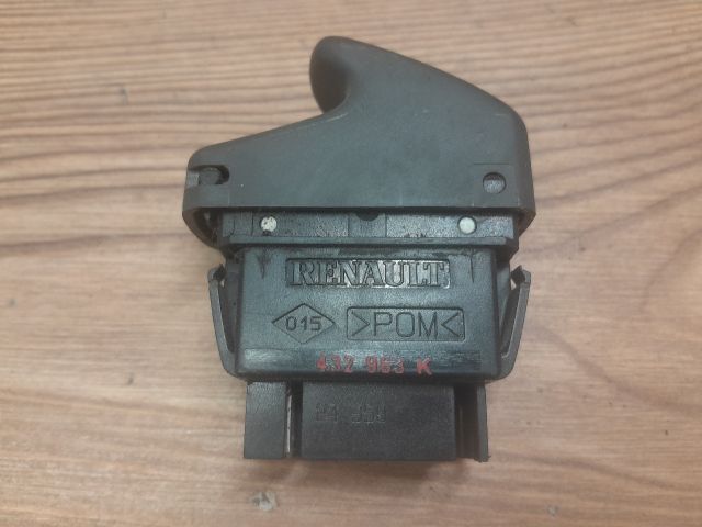bontott RENAULT SCÉNIC I Jobb első Ablakemelő Kapcsoló