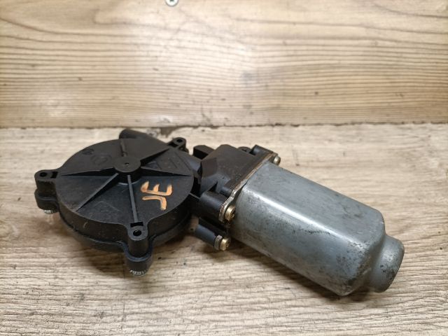 bontott RENAULT SCÉNIC I Jobb első Ablakemelő Motor