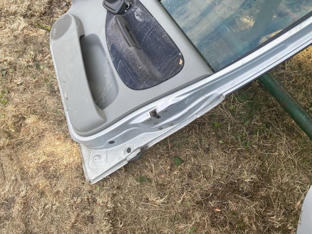 bontott RENAULT SCÉNIC I Jobb első Ajtó (Részeivel)