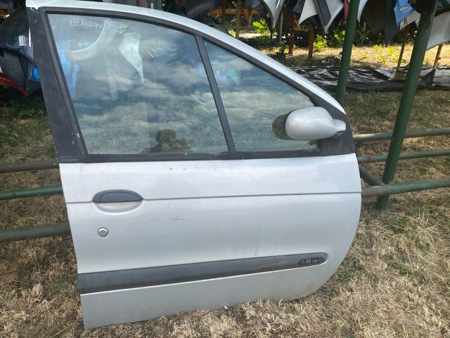 bontott RENAULT SCÉNIC I Jobb első Ajtó (Részeivel)