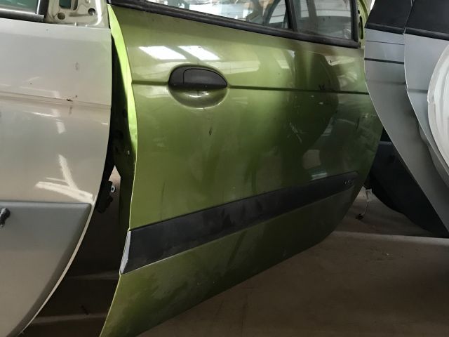 bontott RENAULT SCÉNIC I Jobb első Ajtó (Üres lemez)