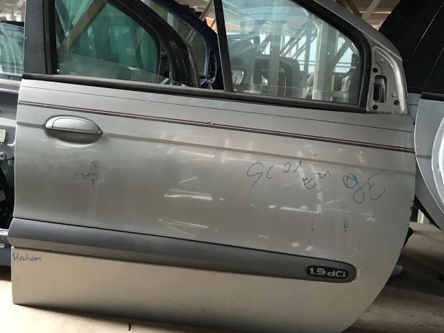 bontott RENAULT SCÉNIC I Jobb első Ajtó (Üres lemez)