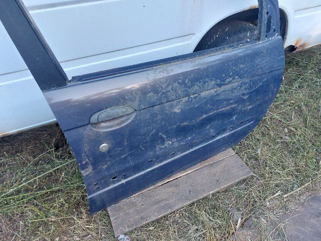 bontott RENAULT SCÉNIC I Jobb első Ajtó (Üres lemez)