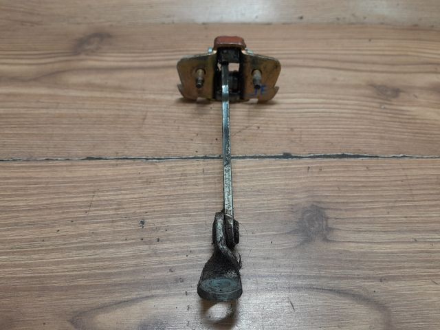 bontott RENAULT SCÉNIC I Jobb első Ajtóhatároló