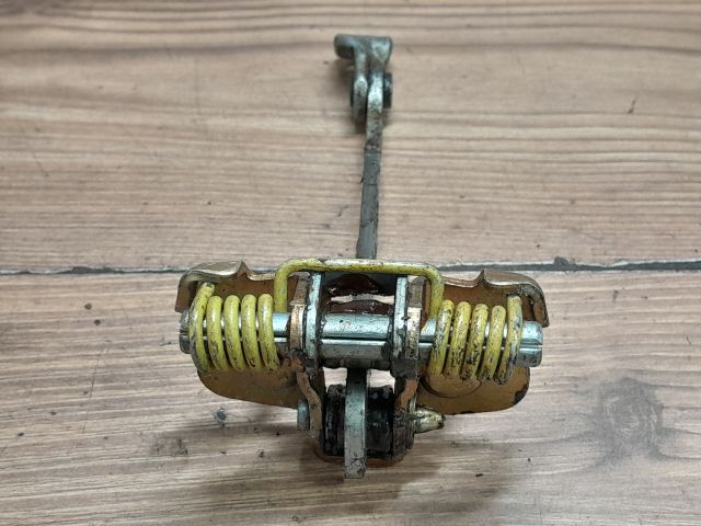 bontott RENAULT SCÉNIC I Jobb első Ajtóhatároló